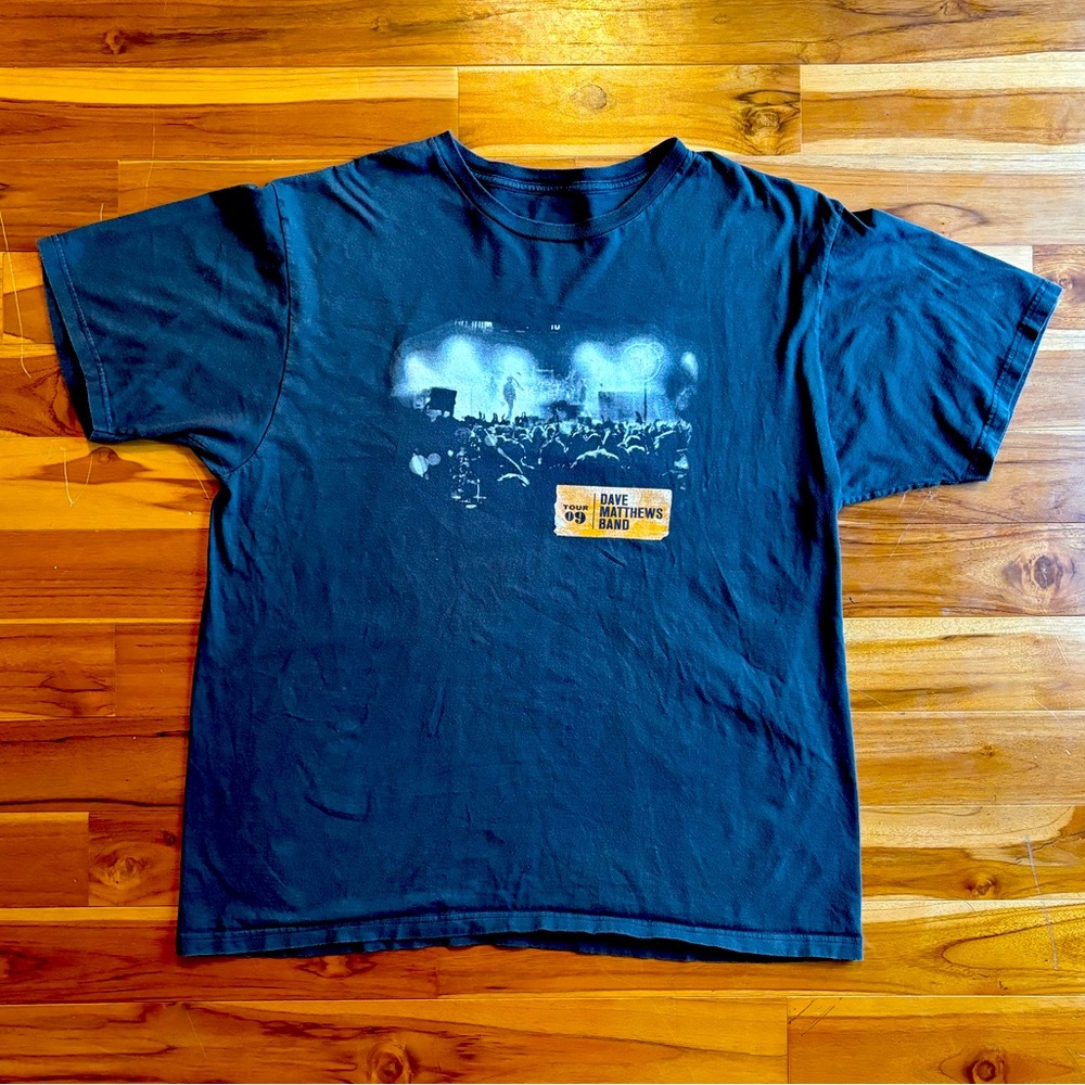 2009 Dave Matthew’s Band Tour T-shirt